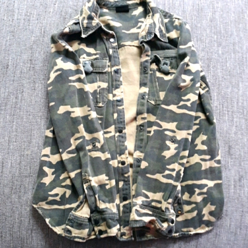 Camo button up